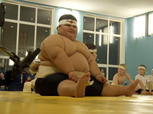 10.-Dzhambik-Khatokhov-324-lbs.