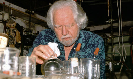 Alexander-Shulgin-007