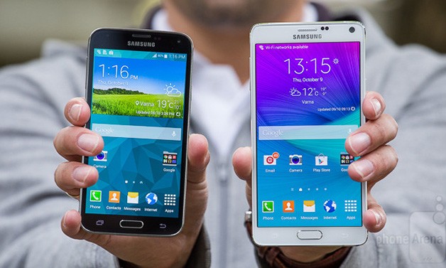 091844Samsung-Galaxy-Note-4-vs-Samsung-Galaxy-S5-TI
